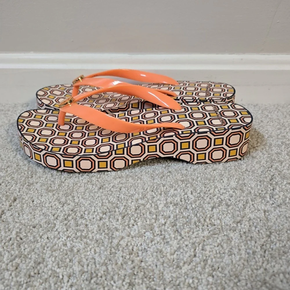 Tory Burch Cutout Curved Wedge Flip Flops Fresh Melon Ballet Pink Octagon Used